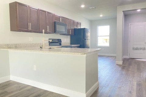 Apartamento en alquiler en Kissimmee, Florida, 3 dormitorios, 107.95 m2 № 1915922 - foto 2