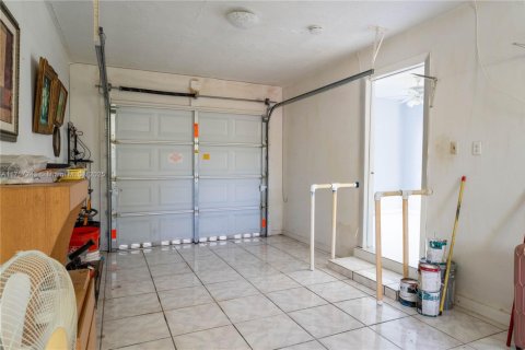 House in Palmetto Bay, Florida 3 bedrooms, 100.15 sq.m. № 1945006 - photo 20