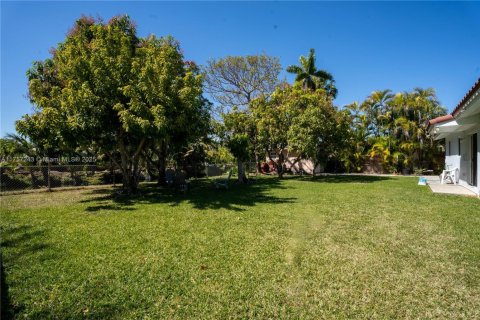 House in Palmetto Bay, Florida 3 bedrooms, 100.15 sq.m. № 1945006 - photo 26