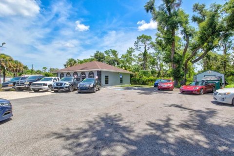 Commercial property in Port Charlotte, Florida 147.16 sq.m. № 621928 - photo 8