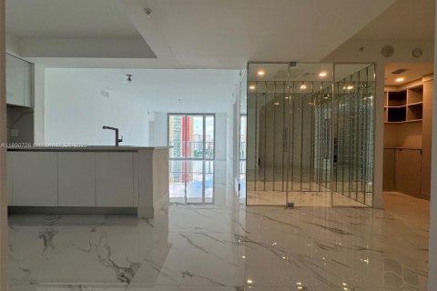 Купить кондоминиум в Санни-Айлс-Бич, Флорида 3 спальни, 141.58м2, № 1943481 - фото 5