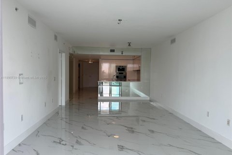 Купить кондоминиум в Санни-Айлс-Бич, Флорида 3 спальни, 141.58м2, № 1943481 - фото 11