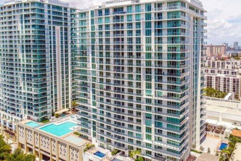 Кондоминиум с 3 спальнями в Санни-Айлс-Бич, Флорида № 1943481