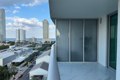Купить кондоминиум в Санни-Айлс-Бич, Флорида 3 спальни, 141.58м2, № 1943481 - фото 22