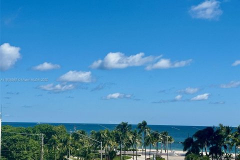 Condominio en venta en Fort Lauderdale, Florida, 37.16 m2 № 1964010 - foto 16