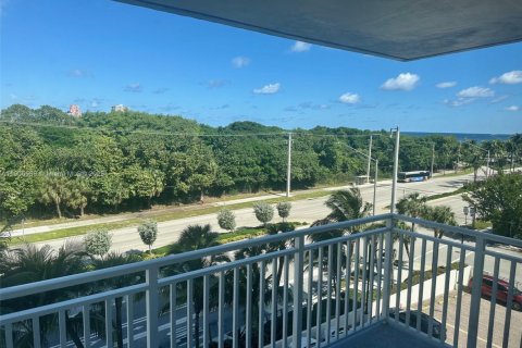 Condominio en venta en Fort Lauderdale, Florida, 37.16 m2 № 1964010 - foto 14