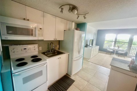 Condominio en venta en Fort Lauderdale, Florida, 37.16 m2 № 1964010 - foto 6