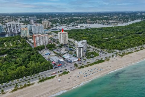 Condominio en venta en Fort Lauderdale, Florida, 37.16 m2 № 1964010 - foto 22