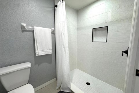 Condominio en venta en Bradenton, Florida, 2 dormitorios, 125.98 m2 № 2377656 - foto 18
