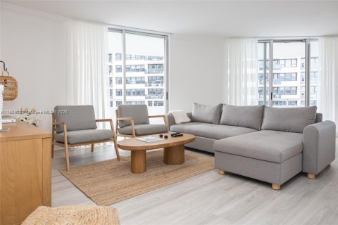 Condominio en venta en Miami Beach, Florida, 2 dormitorios, 126.35 m2 № 1861374 - foto 14