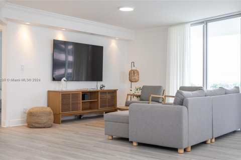 Condominio en venta en Miami Beach, Florida, 2 dormitorios, 126.35 m2 № 1861374 - foto 10