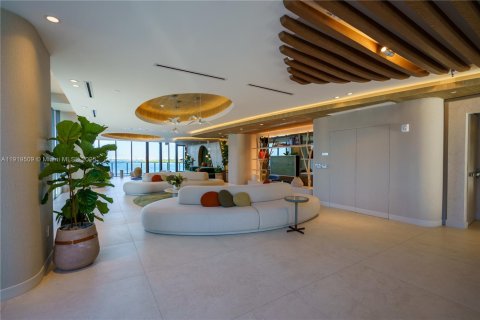 Condominio en venta en Miami, Florida, 4 dormitorios, 249.54 m2 № 1975021 - foto 25