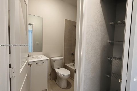 Купить кондоминиум в Майами, Флорида 3 спальни, 157.47м2, № 1924554 - фото 26