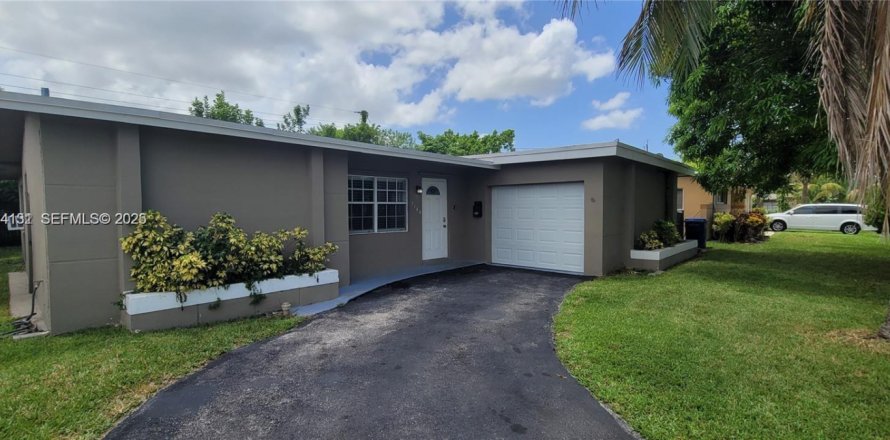 Casa en Sunrise, Florida 3 dormitorios, 150.5 m2 № 2053705