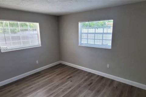 Casa en venta en Sunrise, Florida, 3 dormitorios, 150.5 m2 № 2053705 - foto 7