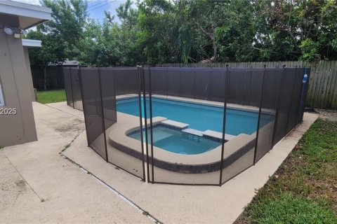 Casa en venta en Sunrise, Florida, 3 dormitorios, 150.5 m2 № 2053705 - foto 14