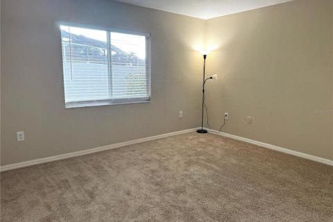 House in Brandon, Florida 4 bedrooms, 136.01 sq.m. № 1828461 - photo 14
