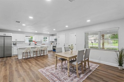 Villa ou maison à vendre à Lakeland, Floride: 3 chambres, 154.96 m2 № 2402853 - photo 3