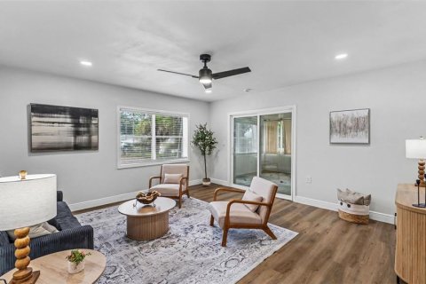 Villa ou maison à vendre à Lakeland, Floride: 3 chambres, 154.96 m2 № 2402853 - photo 10