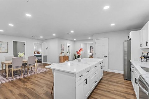 Villa ou maison à vendre à Lakeland, Floride: 3 chambres, 154.96 m2 № 2402853 - photo 7