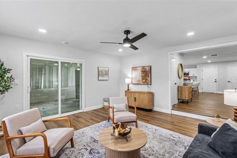 Villa ou maison à vendre à Lakeland, Floride: 3 chambres, 154.96 m2 № 2402853 - photo 13