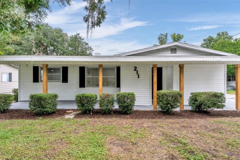 Villa ou maison à Lakeland, Floride 3 chambres, 154.96 m2 № 2402853