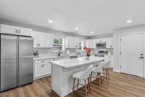 Villa ou maison à vendre à Lakeland, Floride: 3 chambres, 154.96 m2 № 2402853 - photo 5