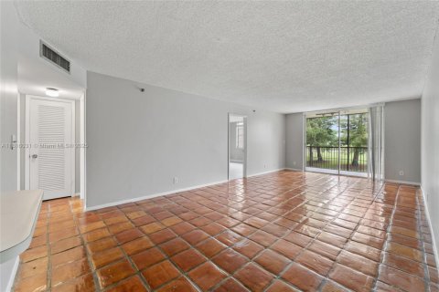 Copropriété à vendre à Davie, Floride: 2 chambres, 99.41 m2 № 1779481 - photo 8