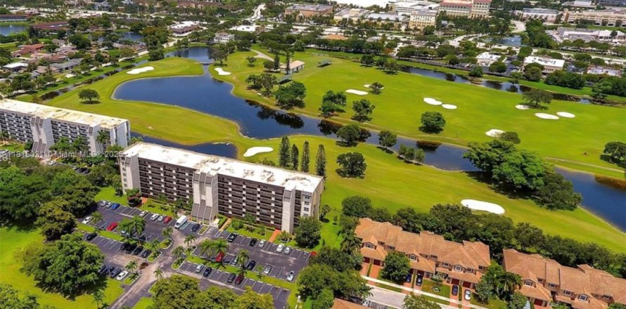 Condo à Davie, Floride, 2 chambres № 1779481