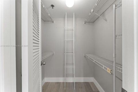 Copropriété à vendre à Davie, Floride: 2 chambres, 99.41 m2 № 1779481 - photo 14