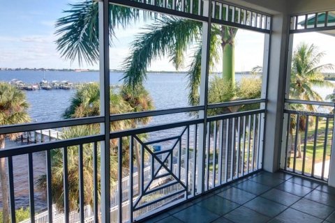 Condominio en alquiler en Port Charlotte, Florida, 3 dormitorios, 170.1 m2 № 1905899 - foto 20