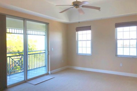 Condominio en alquiler en Port Charlotte, Florida, 3 dormitorios, 170.1 m2 № 1905899 - foto 11