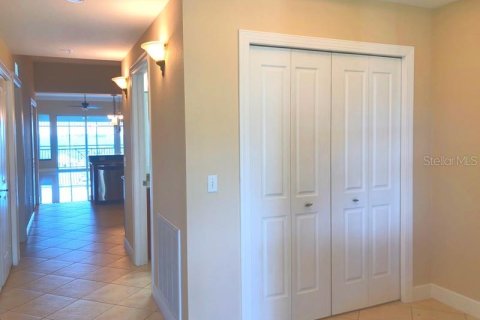 Condominio en alquiler en Port Charlotte, Florida, 3 dormitorios, 170.1 m2 № 1905899 - foto 3