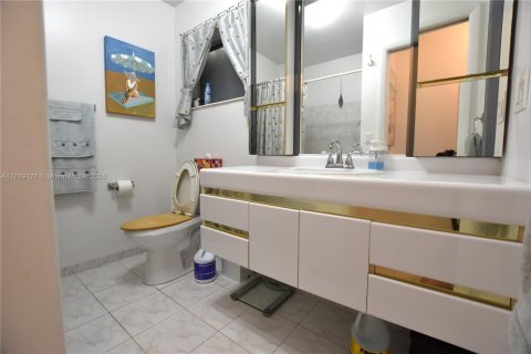 Villa ou maison à vendre à West Palm Beach, Floride: 1 chambre, 56.76 m2 № 1867243 - photo 15