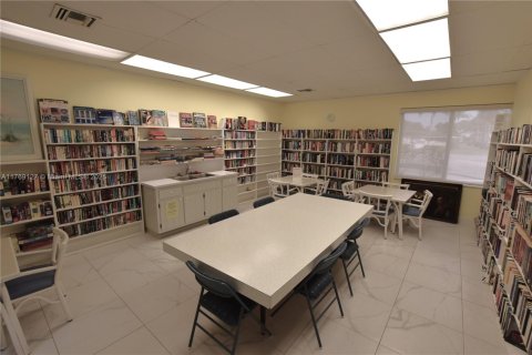 Villa ou maison à vendre à West Palm Beach, Floride: 1 chambre, 56.76 m2 № 1867243 - photo 30