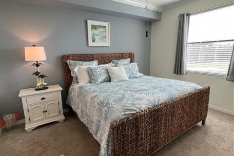 Condo in Bradenton, Florida, 2 bedrooms in LAKEWOOD NATIONAL  № 1530078 - photo 5