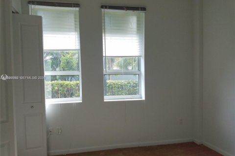 Condominio en alquiler en Fort Lauderdale, Florida, 2 dormitorios, 92.9 m2 № 2058606 - foto 4