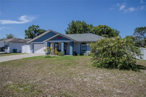 House in Deltona, Florida 3 bedrooms, 131.18 sq.m. № 1883470 - photo 18