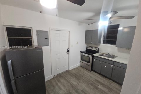 Immobilier commercial à Miami, Floride 1 chambre, 37.16 m2 № 2365095