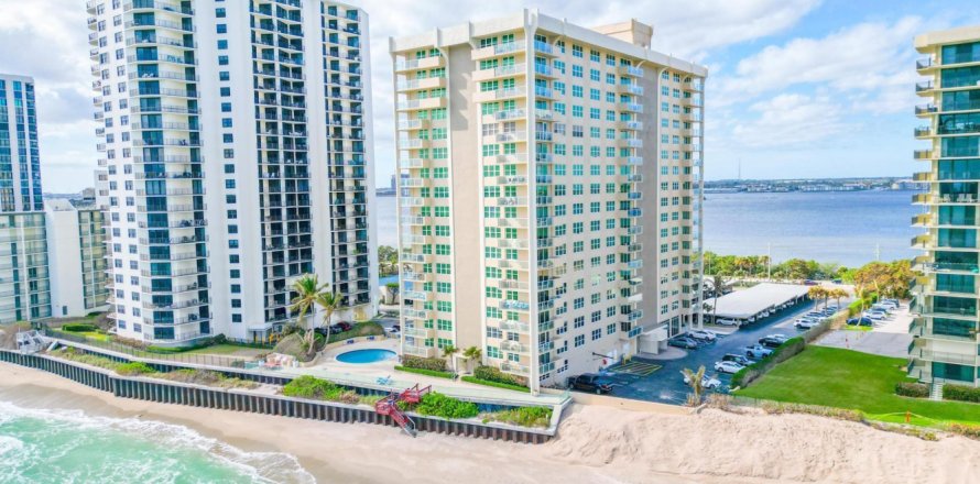 Condo à Riviera Beach, Floride, 2 chambres  № 965882