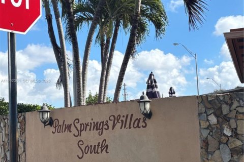 Villa ou maison à louer à Hialeah, Floride: 3 chambres, 128.21 m2 № 2055594 - photo 17