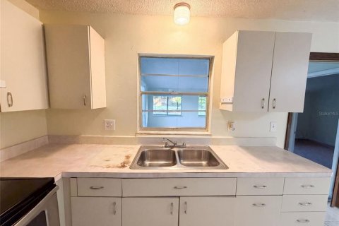 Casa en venta en Apopka, Florida, 3 dormitorios, 128.21 m2 № 2227376 - foto 6