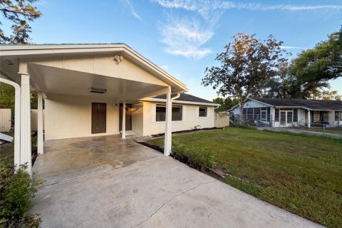 Casa en venta en Apopka, Florida, 3 dormitorios, 128.21 m2 № 2227376 - foto 25