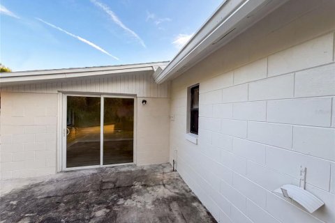 Casa en venta en Apopka, Florida, 3 dormitorios, 128.21 m2 № 2227376 - foto 24