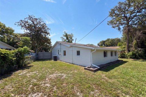 Casa en venta en Apopka, Florida, 3 dormitorios, 128.21 m2 № 2227376 - foto 5