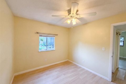 Casa en venta en Apopka, Florida, 3 dormitorios, 128.21 m2 № 2227376 - foto 15