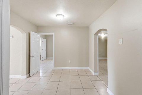 Villa ou maison à vendre à Miami, Floride: 4 chambres, 132.66 m2 № 2085905 - photo 8