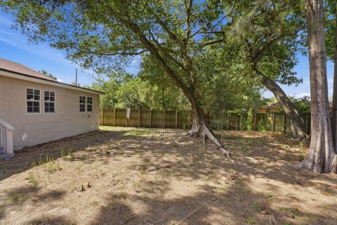 Villa ou maison à vendre à Miami, Floride: 4 chambres, 132.66 m2 № 2085905 - photo 30