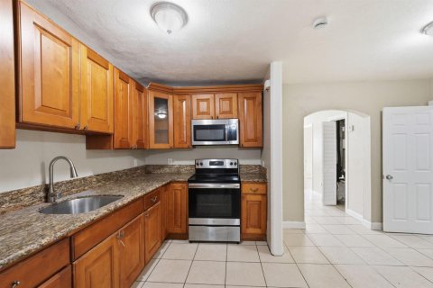 Villa ou maison à vendre à Miami, Floride: 4 chambres, 132.66 m2 № 2085905 - photo 12