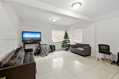 Купить виллу или дом в Майами, Флорида 3 спальни, 123.93м2, № 2026141 - фото 5